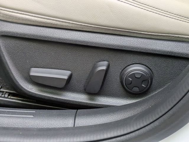 Used 2023 Genesis G70 2.0T image 20