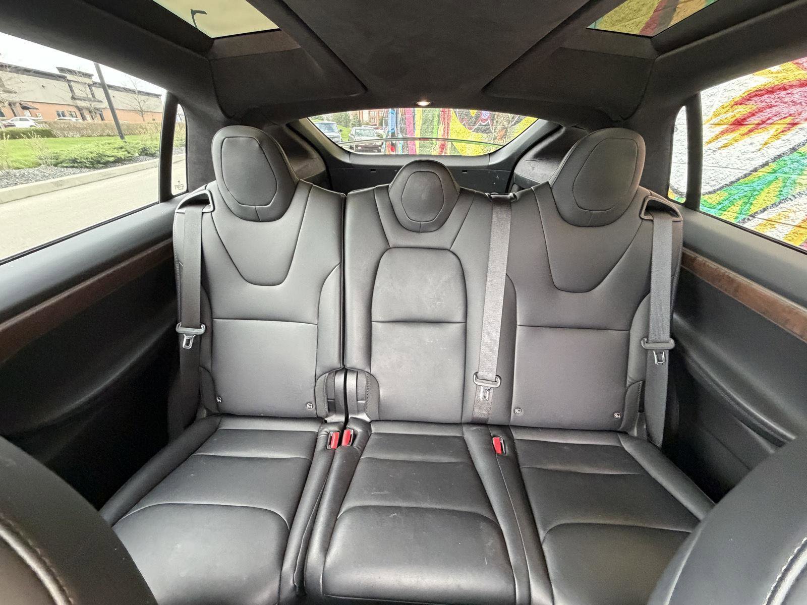 Used 2020 Tesla Model X Long Range image 10