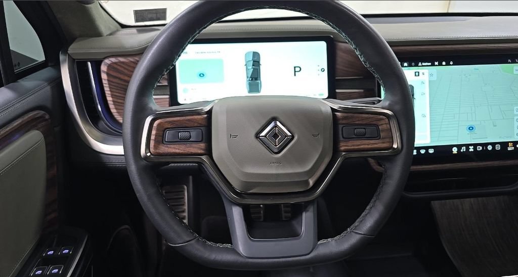 Used 2022 Rivian R1T Adventure AWD/4WD image 3