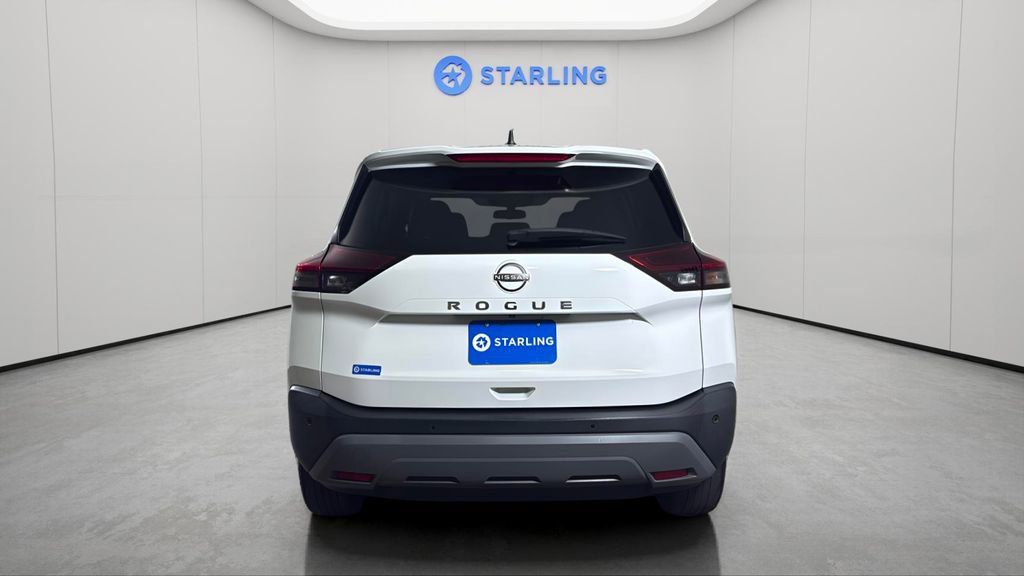 Used 2023 Nissan Rogue S image 7