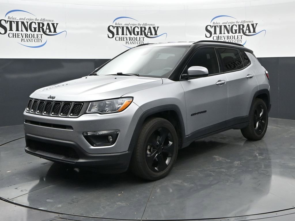 Used 2021 Jeep Compass Latitude FWD image 3