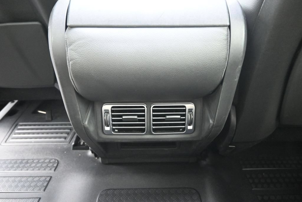 Used 2021 Land Rover Defender 90 X-Dynamic S AWD/4WD image 19