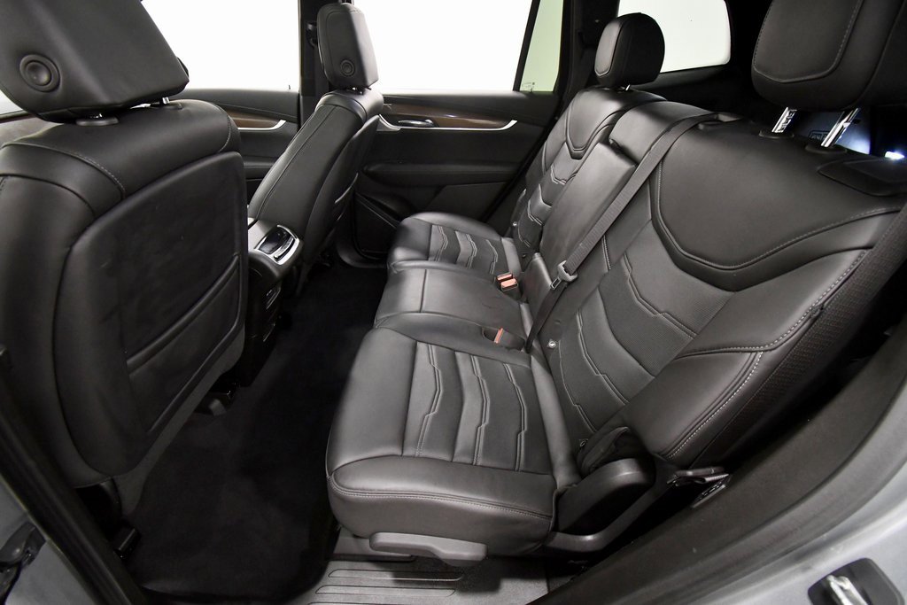 Used 2023 Cadillac XT6 Sport image 14