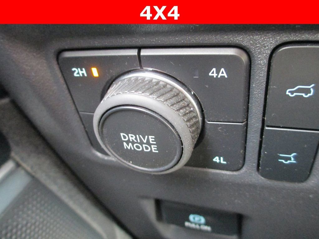 Used 2025 Ford Expedition Max Platinum w/ Stealth Appearance Package image 33