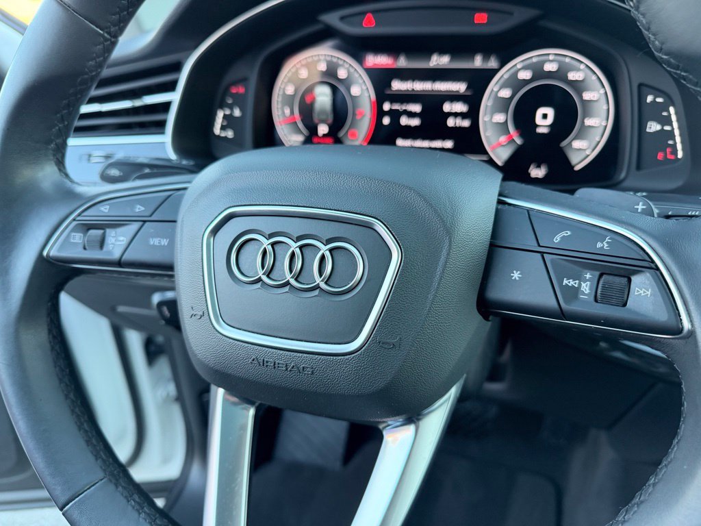 Used 2023 Audi Q7 3.0T Premium w/ Convenience Package AWD/4WD image 24