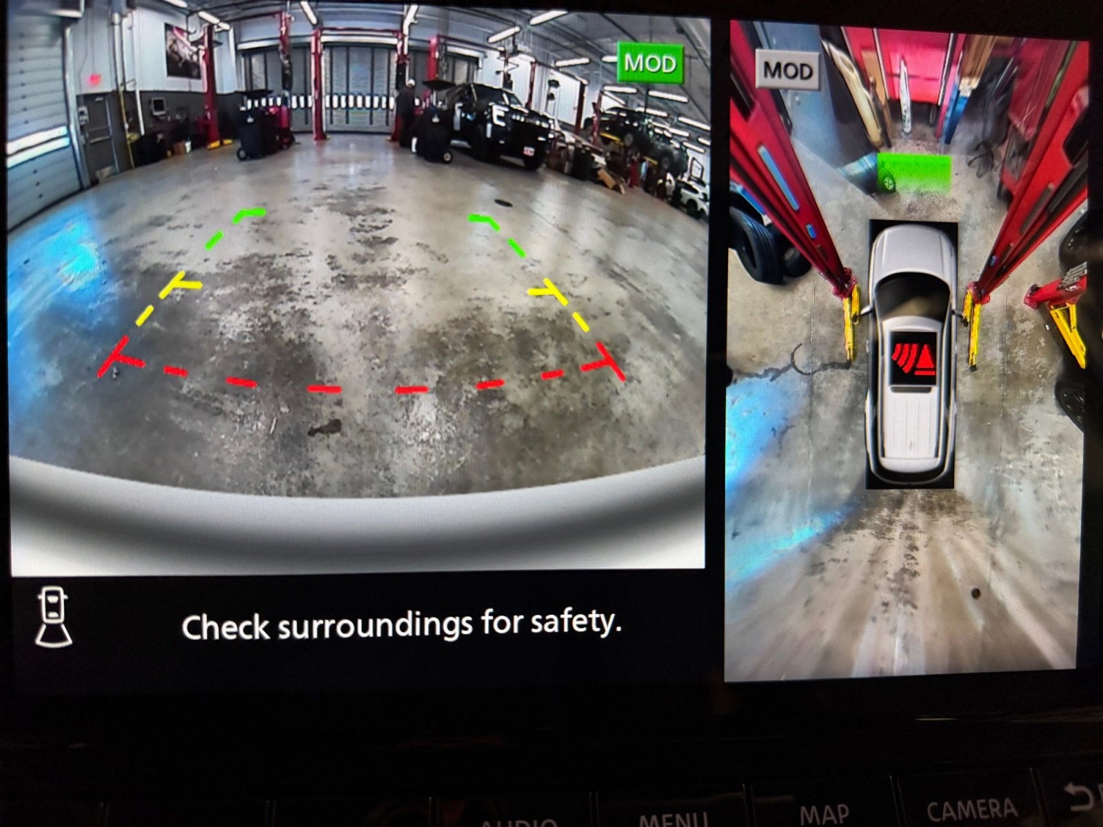 Used 2024 Nissan Pathfinder Platinum w/ Cargo Package image 19