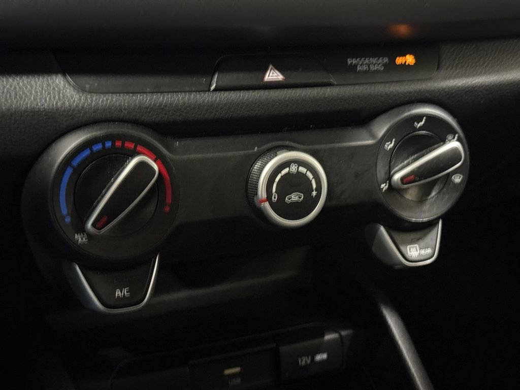 Used 2023 Kia Rio S image 16
