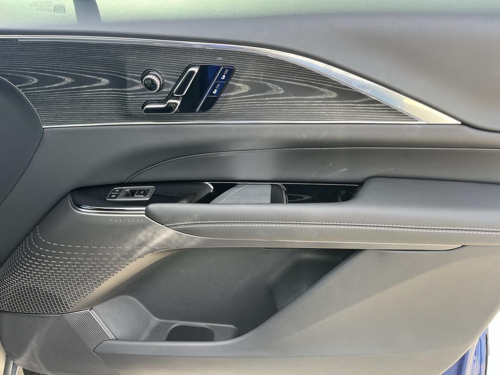 Certified 2024 Cadillac Lyriq Sport RWD image 27