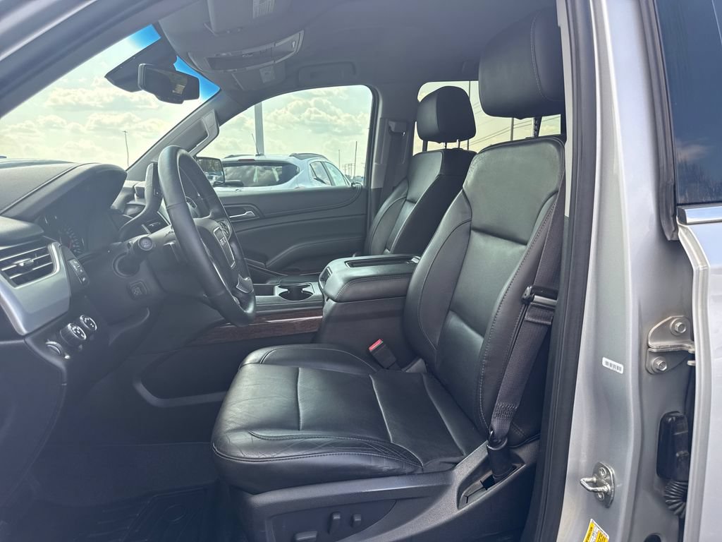 Certified 2017 GMC Yukon SLT AWD/4WD image 16
