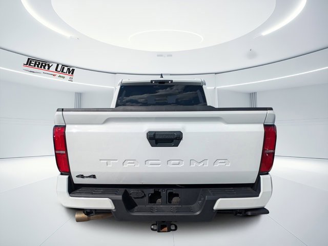 Used 2024 Toyota Tacoma TRD Sport image 4