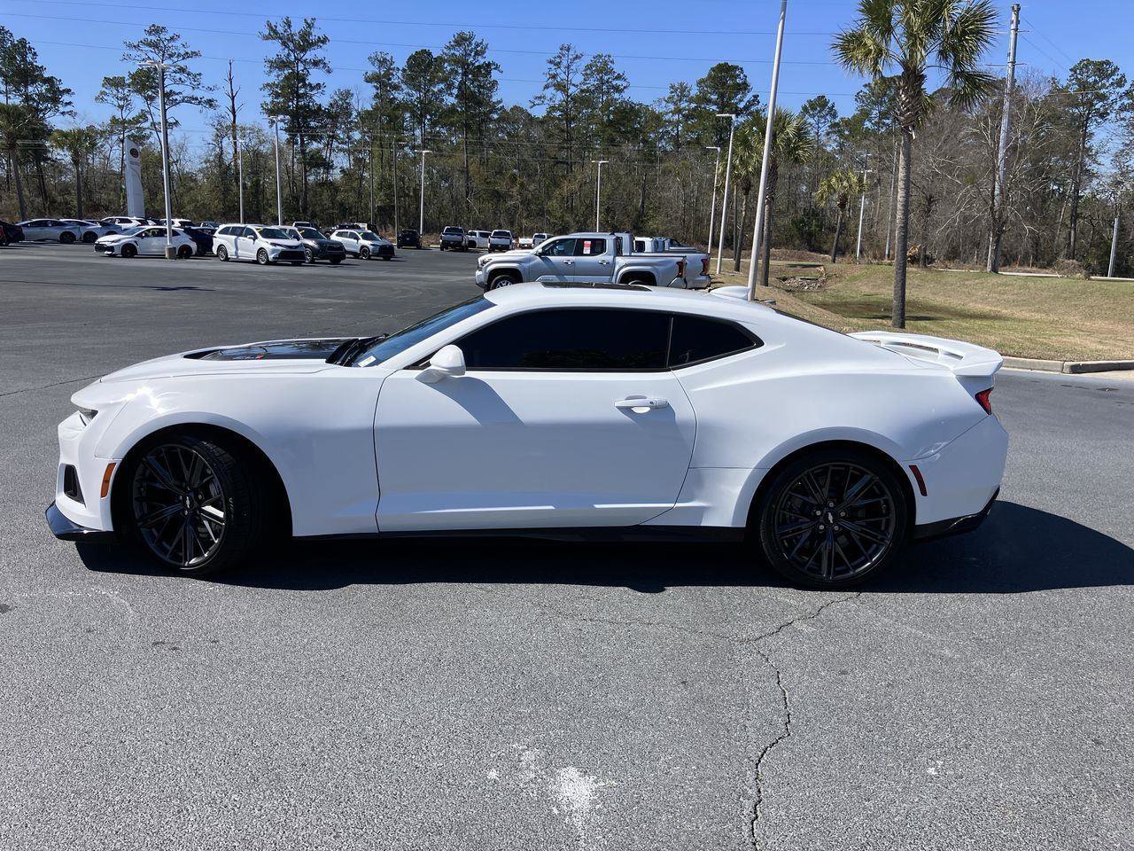 Used 2017 Chevrolet Camaro ZL1 image 2