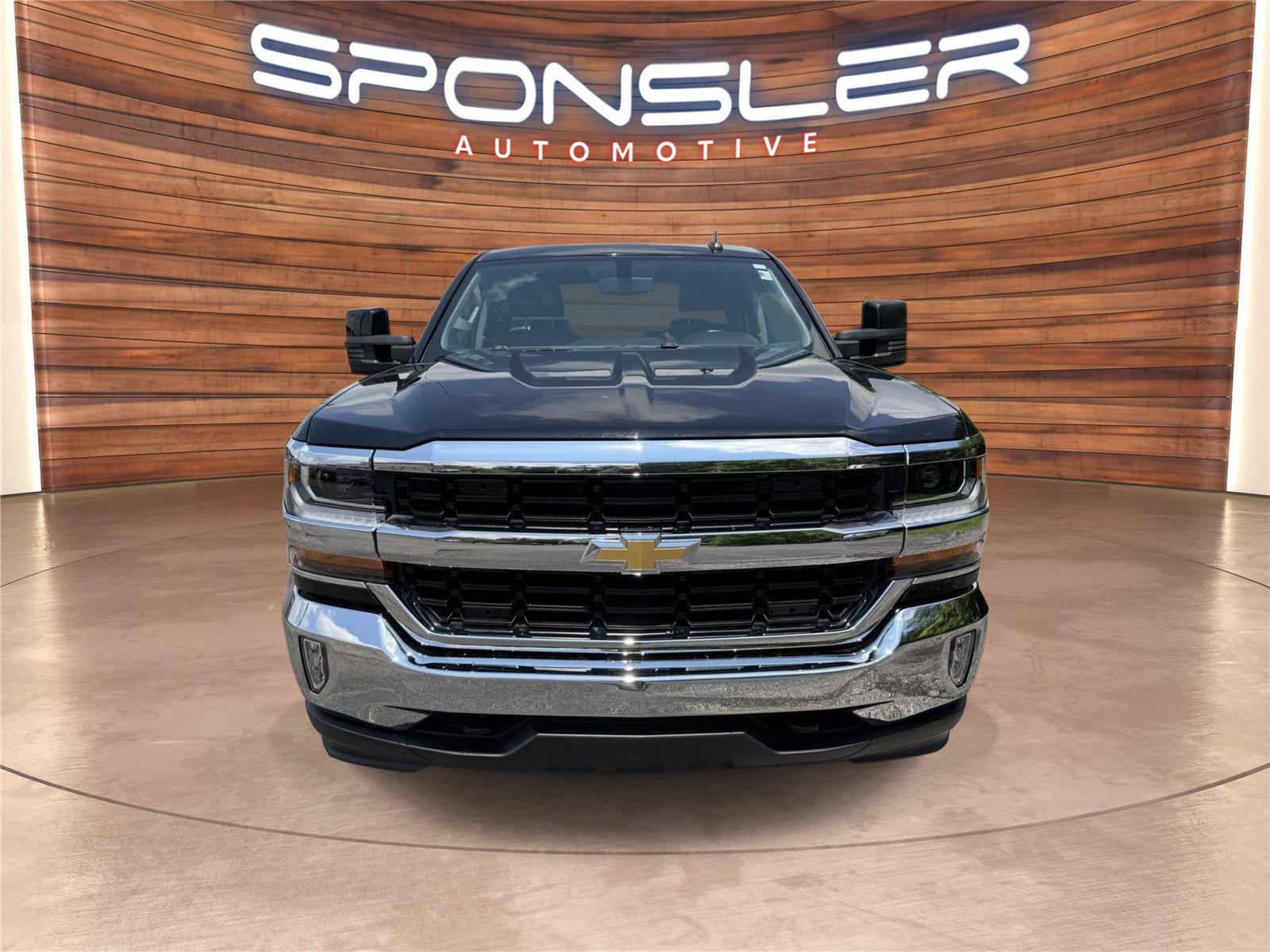 Used 2019 Chevrolet Silverado 1500 LT w/ All Star Edition AWD/4WD image 8