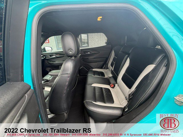 Used 2022 Chevrolet TrailBlazer RS FWD image 15
