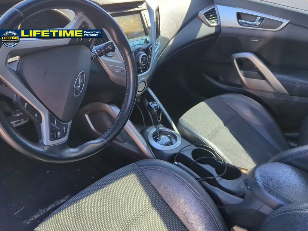 Used 2016 Hyundai Veloster w/ Option Group 02 image 5