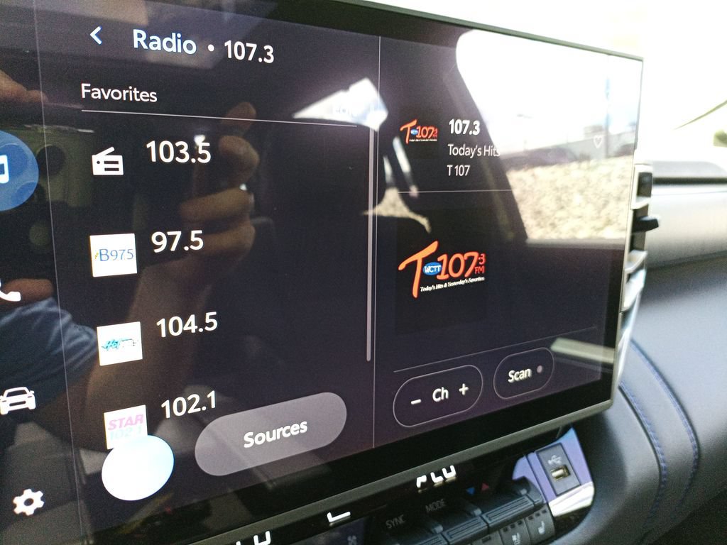 Used 2026 Toyota Tundra Platinum AWD/4WD image 34