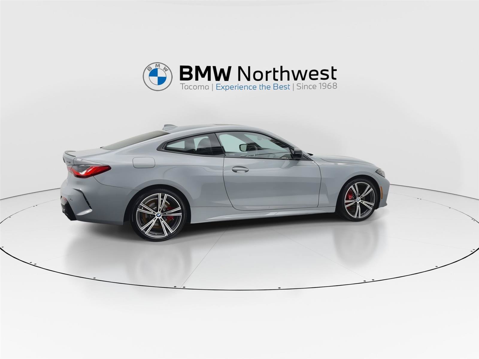 Used 2023 BMW 430i xDrive Coupe w/ M Sport Package AWD/4WD image 4