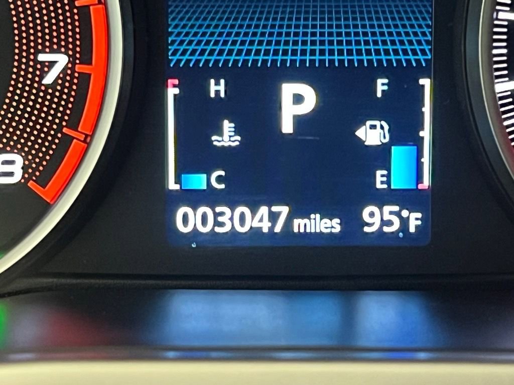 New 2025 Mitsubishi Eclipse Cross SEL image 25