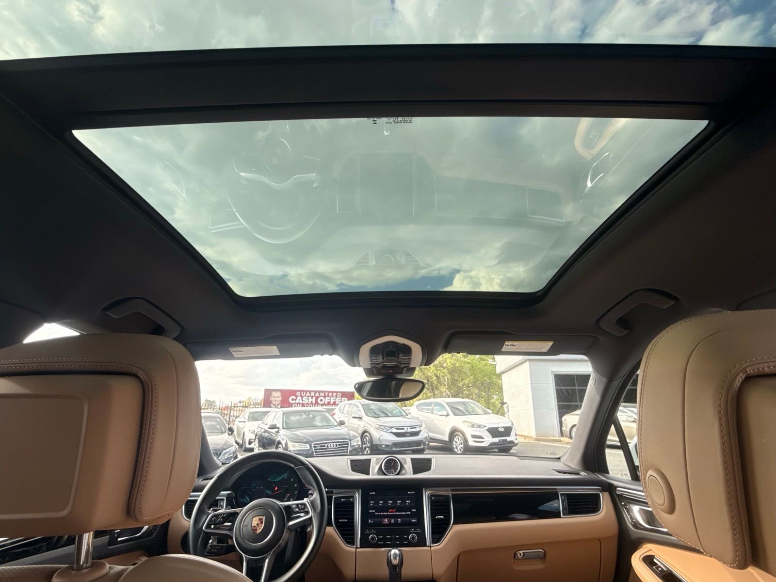 Used 2018 Porsche Macan image 34