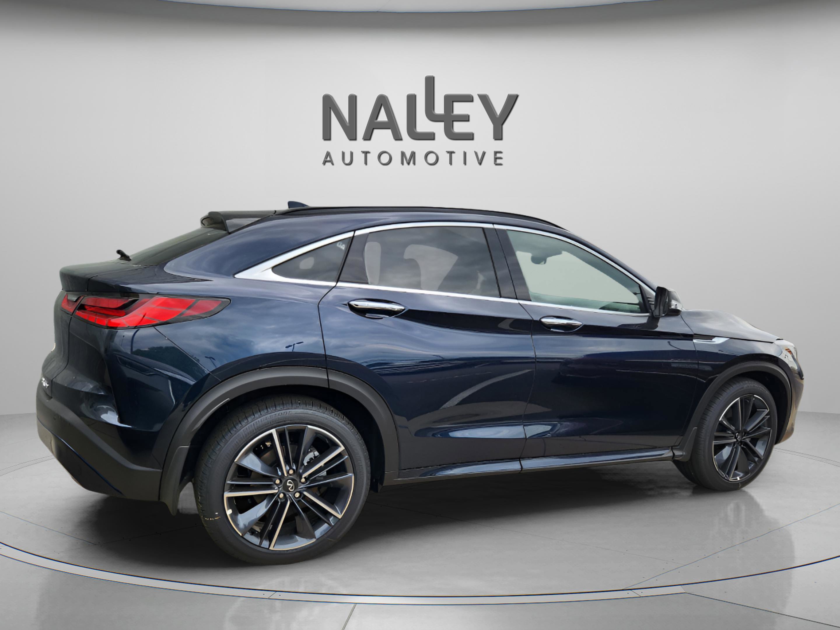 New 2025 INFINITI QX55 Luxe w/ Cargo Package image 3