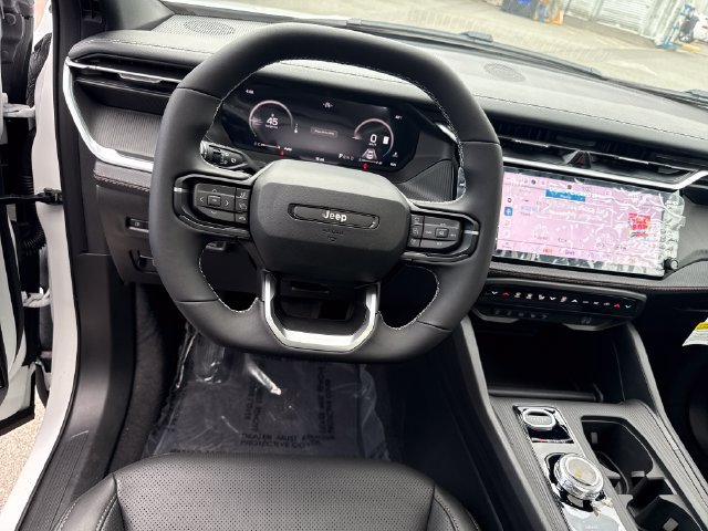 New 2026 Jeep Cherokee Overland w/ Advanced Pro Tech Group AWD/4WD image 17