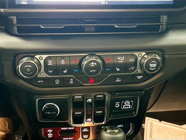 New 2026 Jeep Wrangler Unlimited Rubicon AWD/4WD image 17