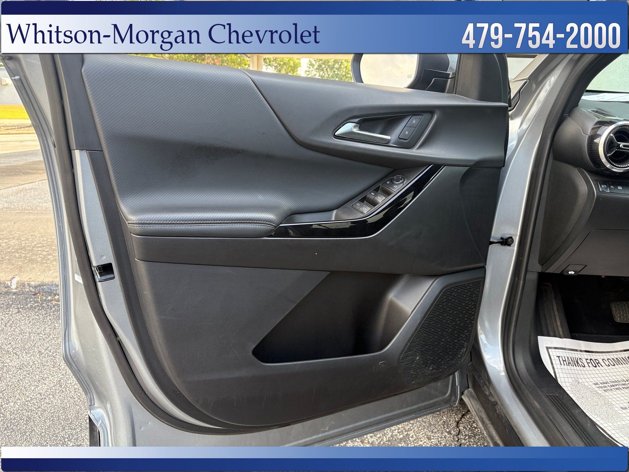Used 2025 Chevrolet Equinox LT FWD image 11