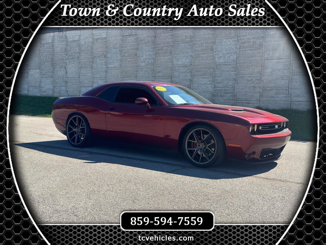 Used 2018 Dodge Challenger R/T image 1