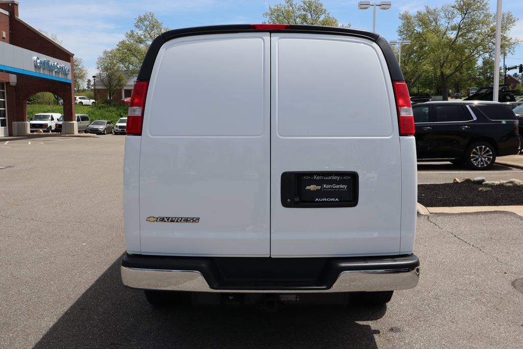 New 2026 Chevrolet Express 2500 w/ Driver Convenience Package RWD image 24