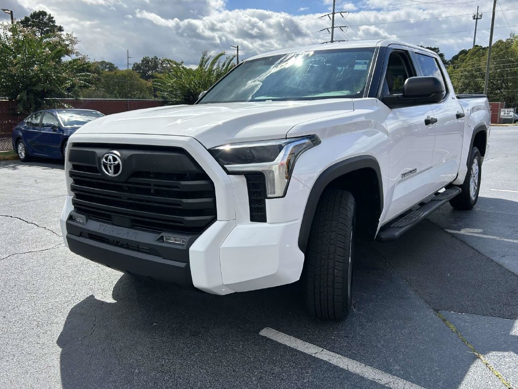 Used 2024 Toyota Tundra SR5 AWD/4WD image 6