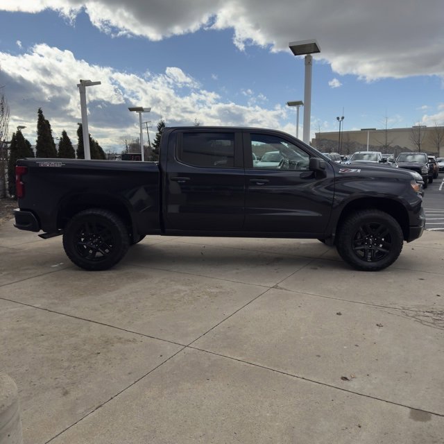 Used 2022 Chevrolet Silverado 1500 Custom Trail Boss image 3