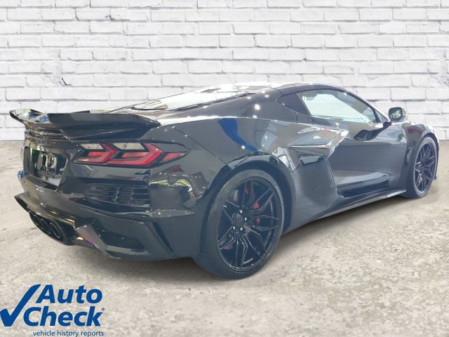 Used 2024 Chevrolet Corvette Z06 w/ Stealth Interior Trim Package RWD image 4
