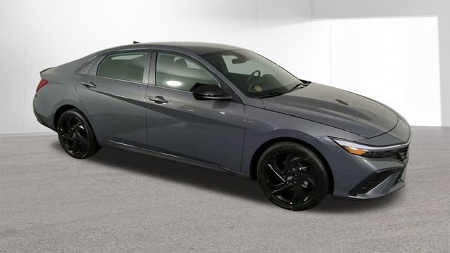 New 2026 Hyundai Elantra Sport FWD image 2