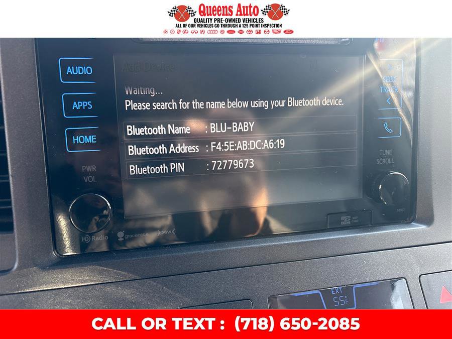 Used 2017 Toyota Sienna XLE image 47