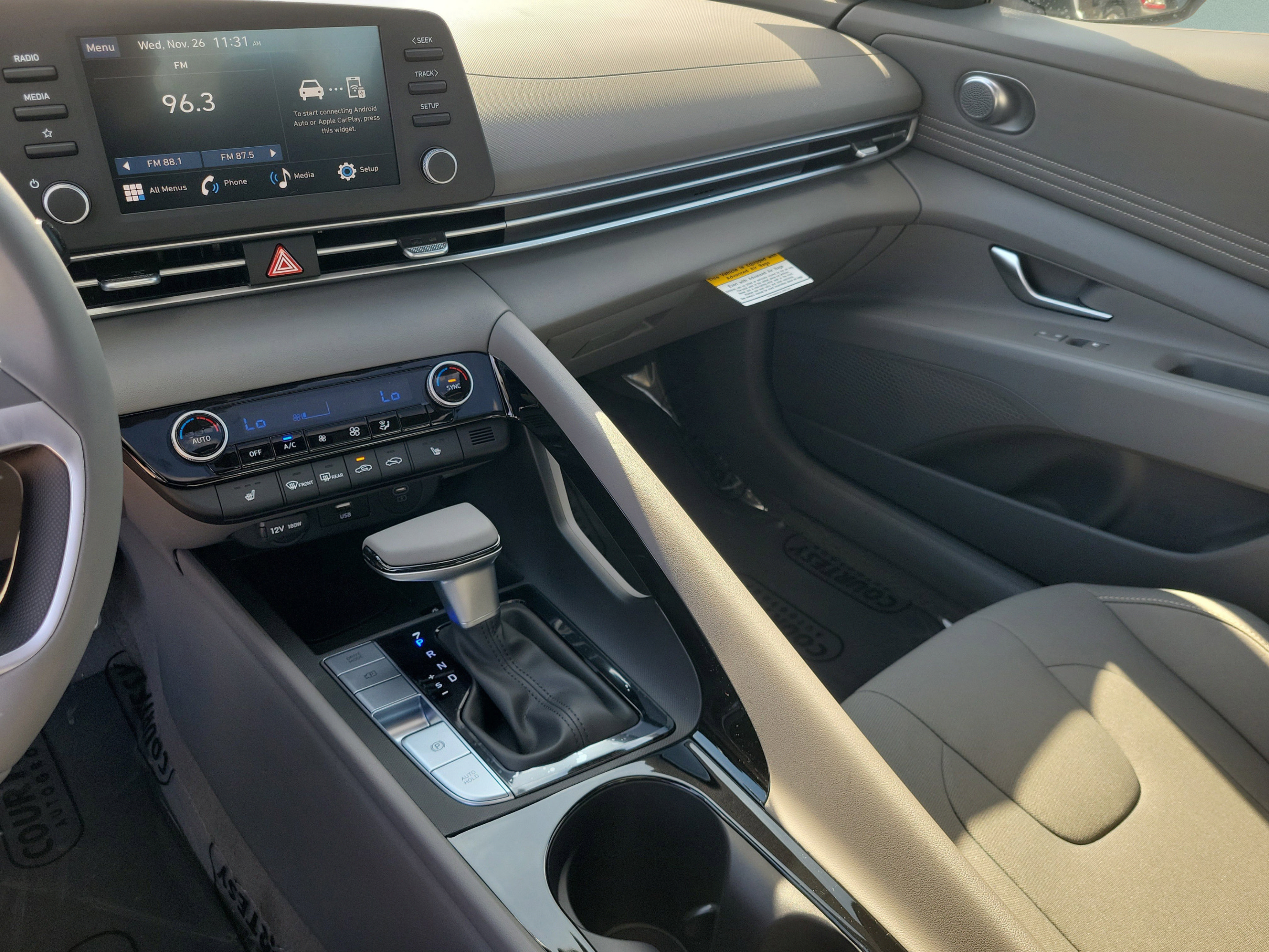 New 2026 Hyundai Elantra SEL Sport Premium FWD image 31