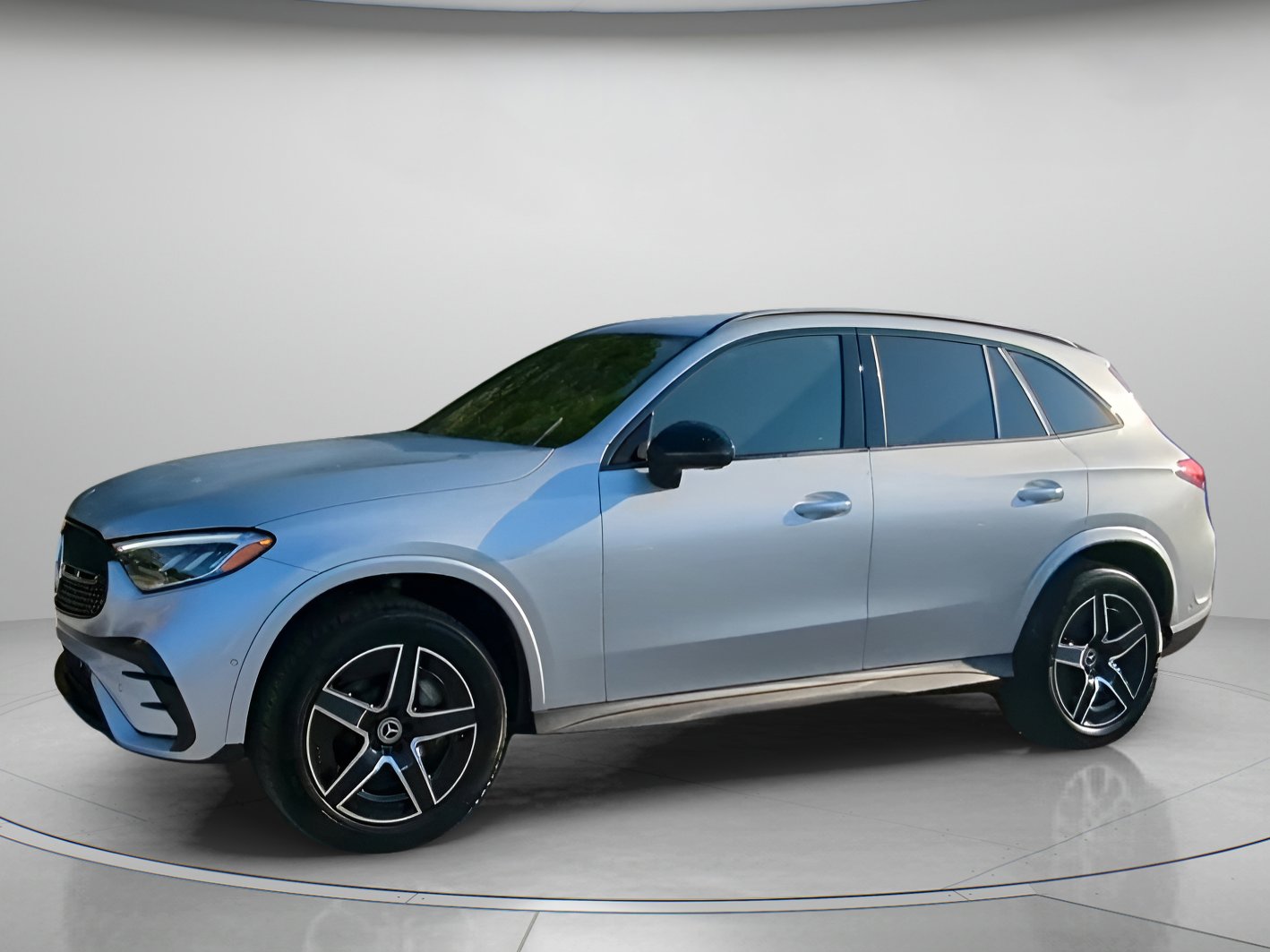 Used 2026 Mercedes-Benz GLC 300 image 13
