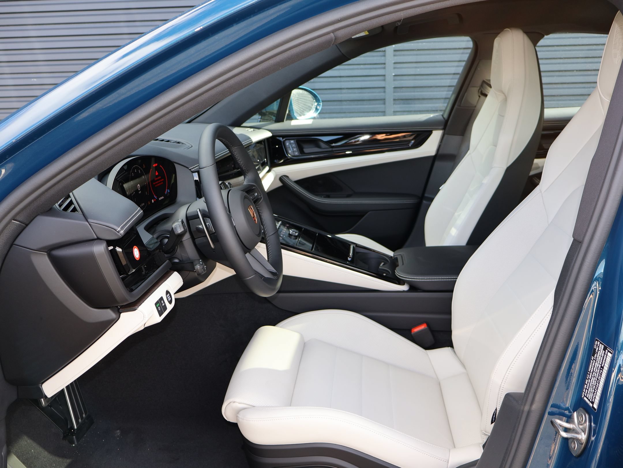 New 2026 Porsche Panamera 4 AWD/4WD image 5