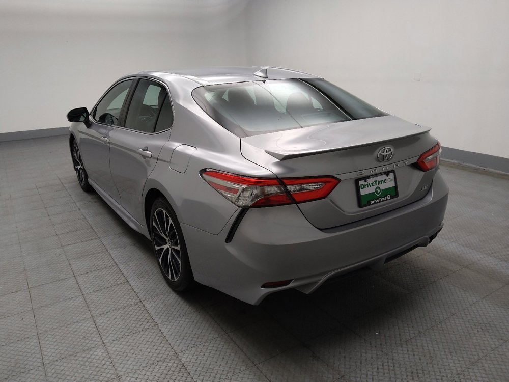 Used 2019 Toyota Camry SE image 5