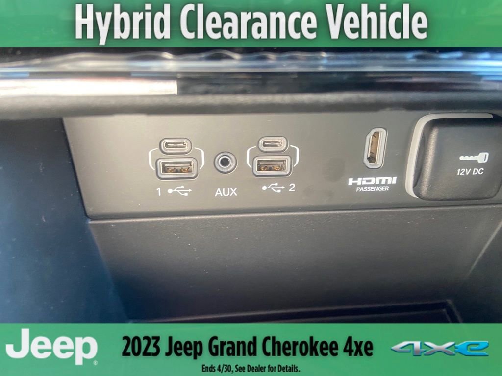New 2023 Jeep Grand Cherokee Trailhawk image 35