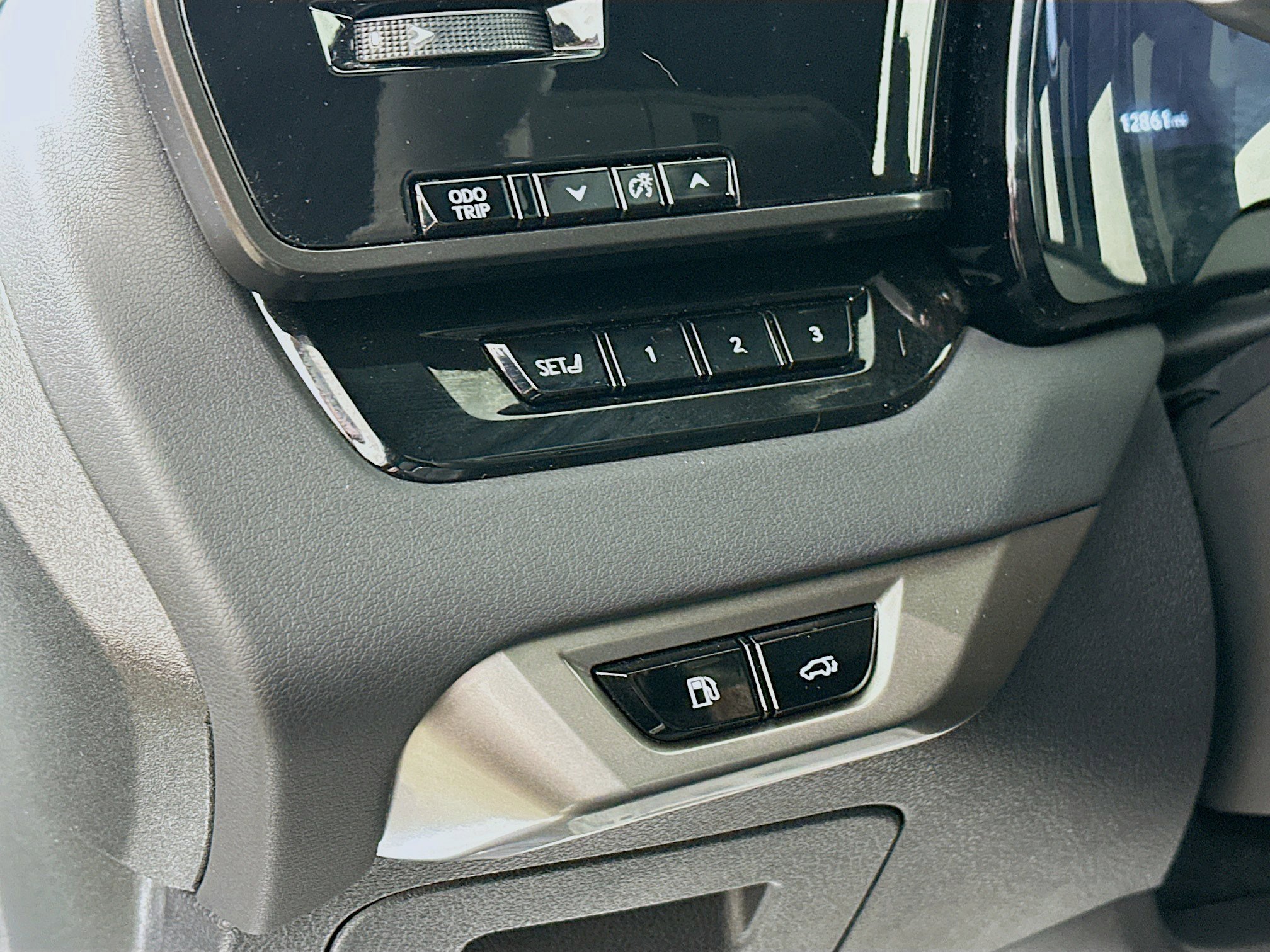 Used 2025 Lexus RX 350 F Sport w/ Convenience Package image 10