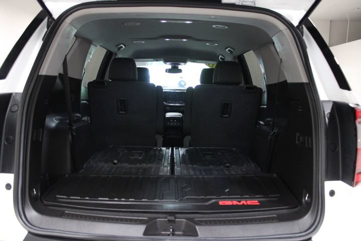 Used 2023 GMC Acadia SLE w/ Elevation Edition AWD/4WD image 14