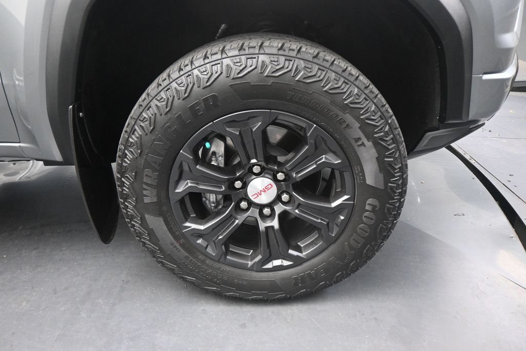 Used 2024 GMC Canyon Elevation w/ Trailering Package RWD image 22