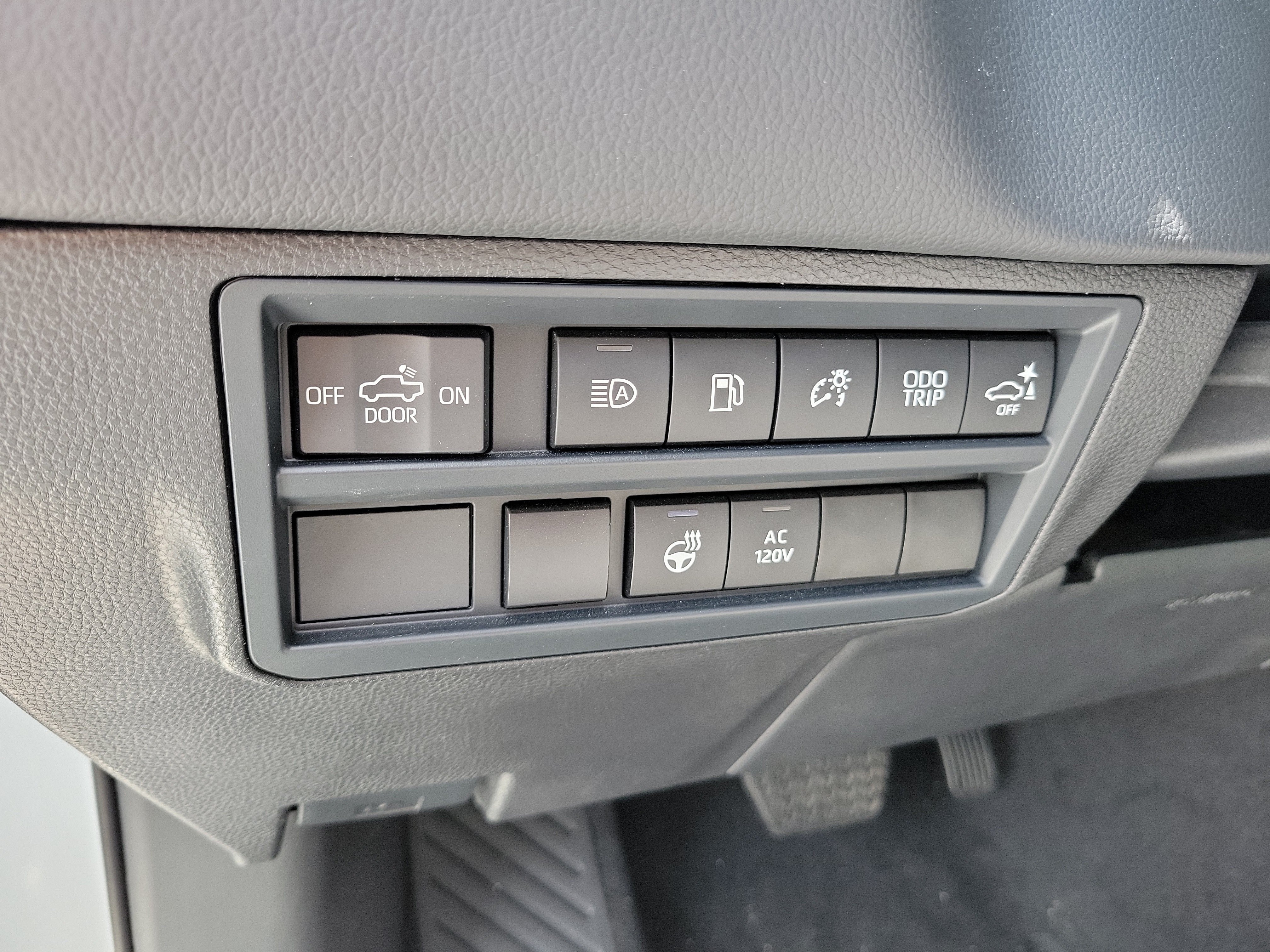 Used 2026 Toyota Tundra Limited w/ Limited PVM Package AWD/4WD image 34