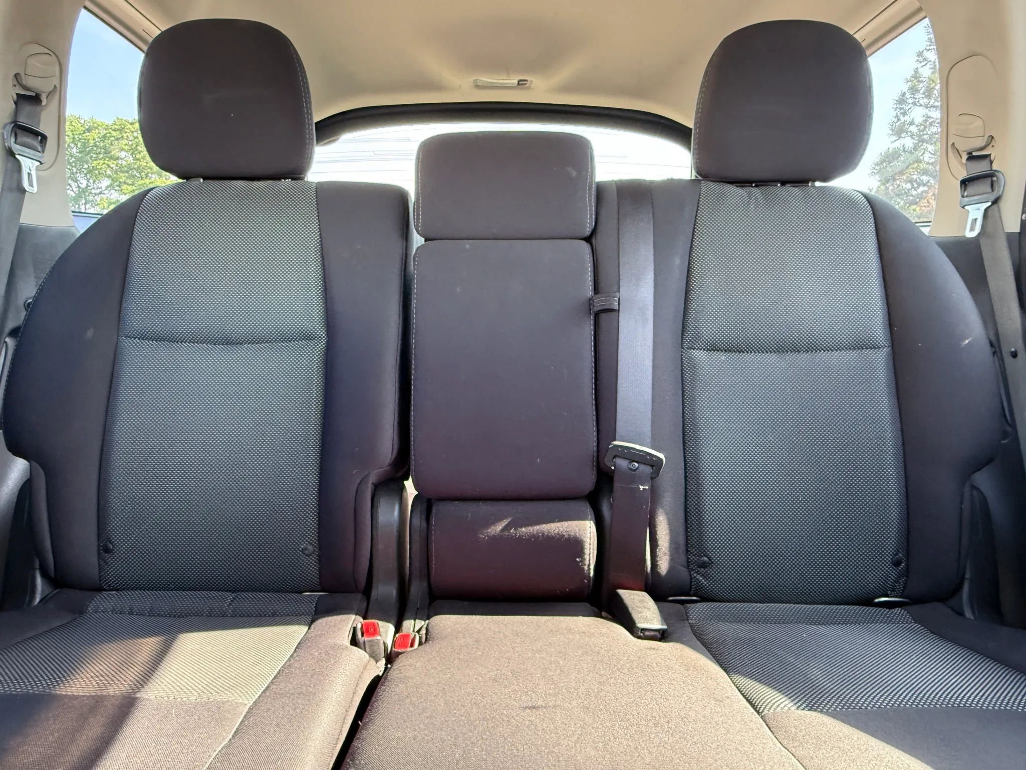 Used 2017 Nissan Pathfinder SV image 22