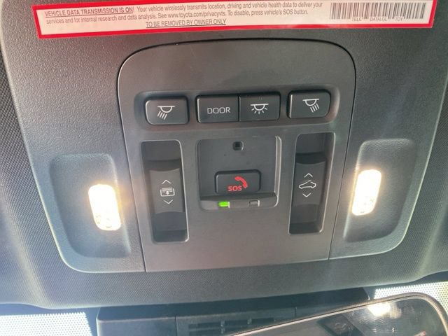 Used 2025 Toyota Camry XSE FWD image 17