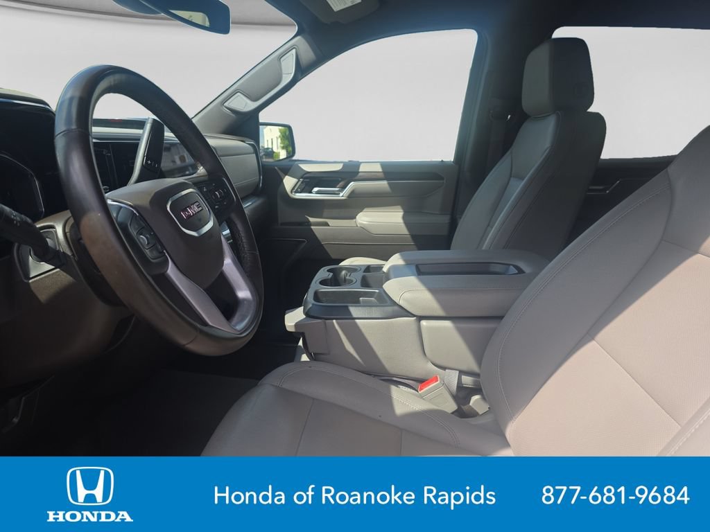Used 2025 GMC Sierra 1500 SLT RWD image 10