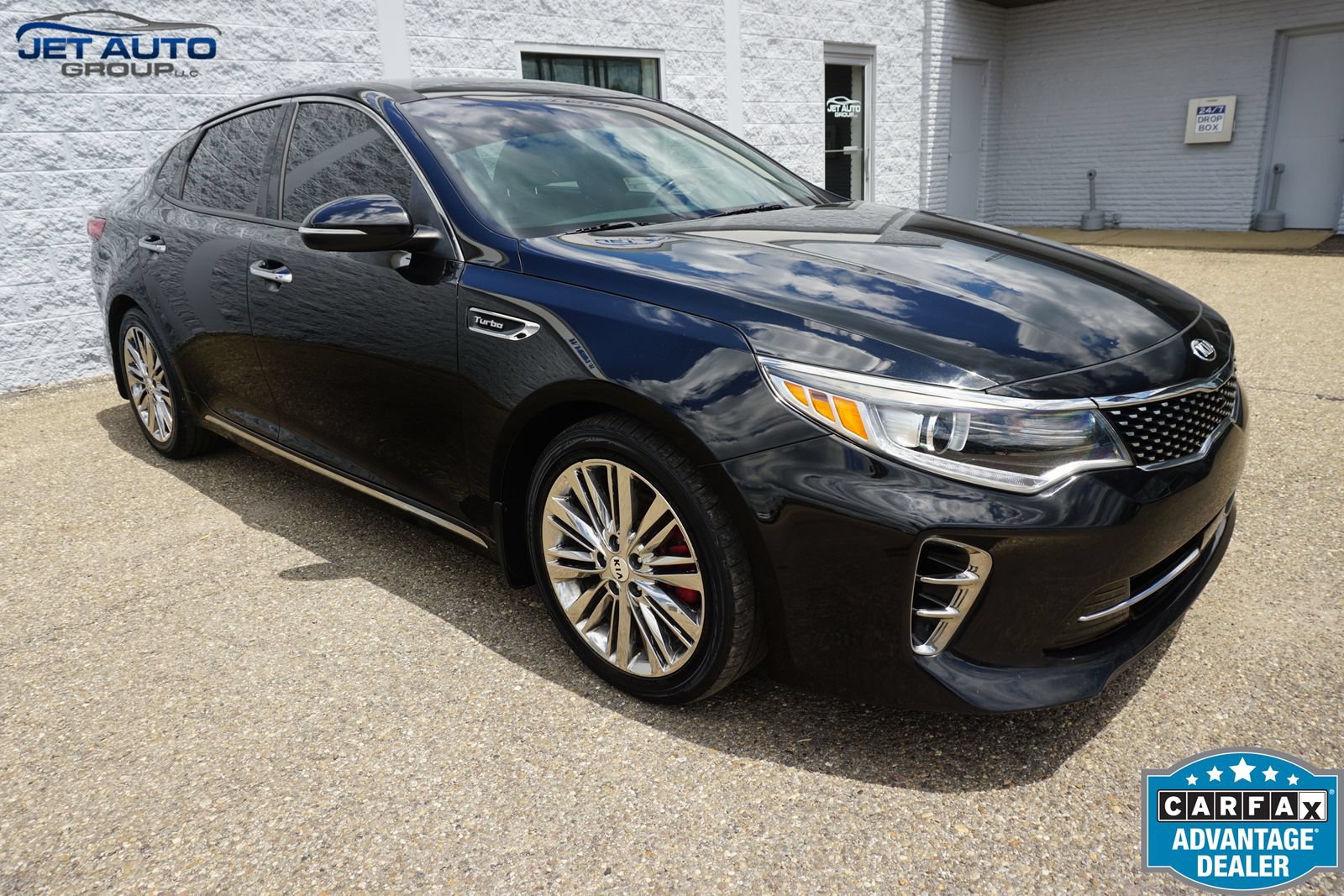 Used 2016 Kia Optima SX w/ Chrome Wheel Package FWD image 1