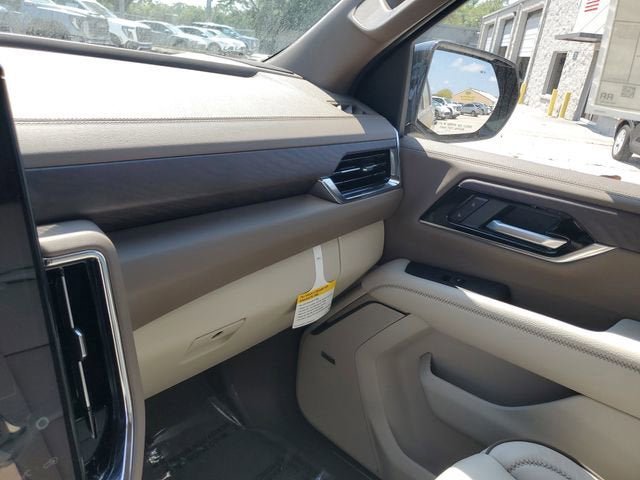 New 2026 GMC Yukon XL Denali w/ Sun & Power Step Package RWD image 25