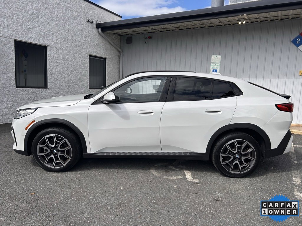 Used 2025 BMW X2 xDrive28i image 2