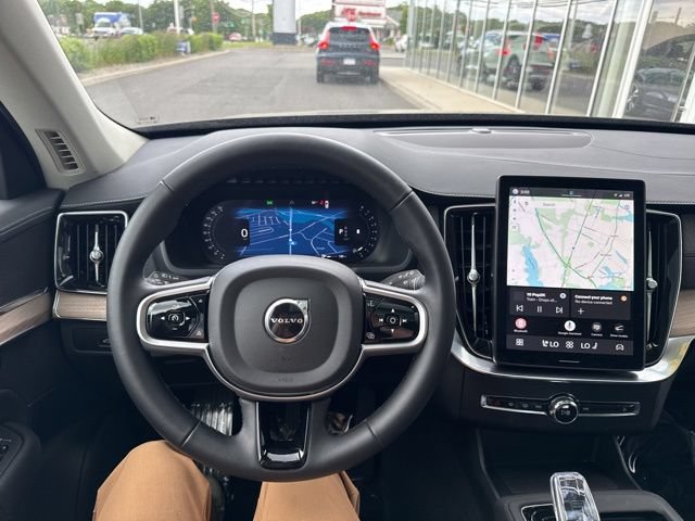 Certified 2025 Volvo XC90 B6 Plus AWD/4WD image 21