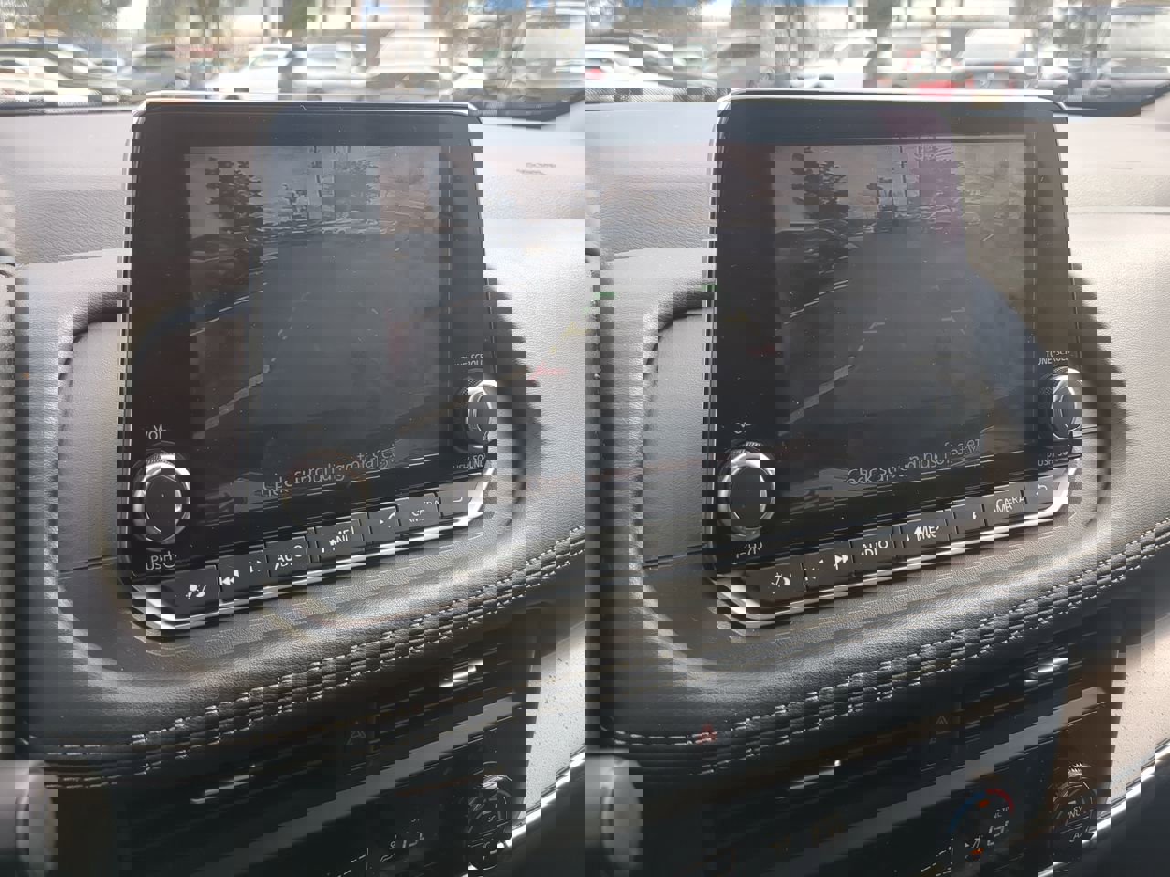 Used 2024 Nissan Rogue SV image 16